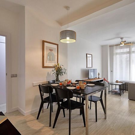 Apartamento Bbarcelona Modern Eixample Flat Exterior foto