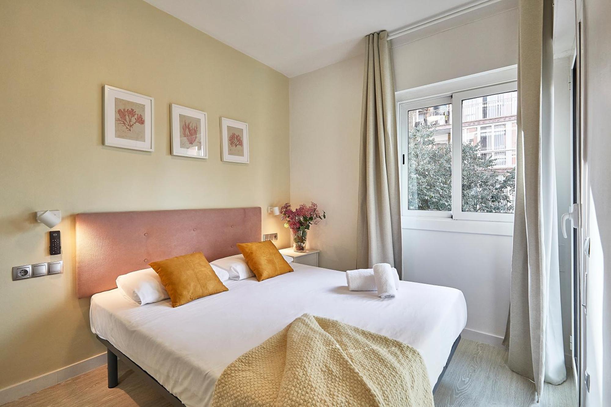 Apartamento Bbarcelona Modern Eixample Flat Exterior foto