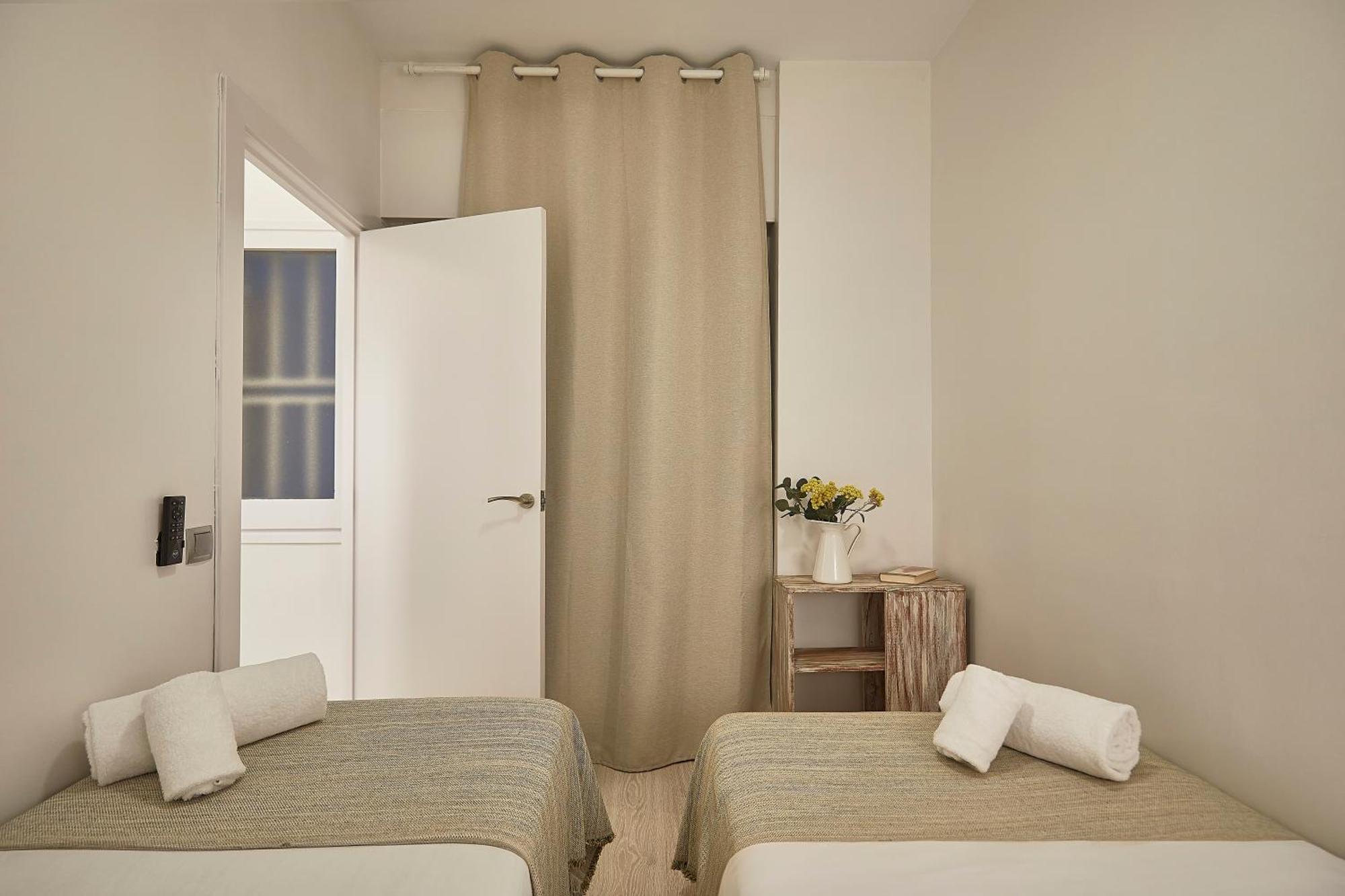 Apartamento Bbarcelona Modern Eixample Flat Exterior foto
